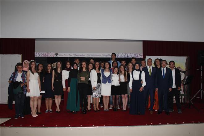 Bir Şiir Tut Yüreğimden