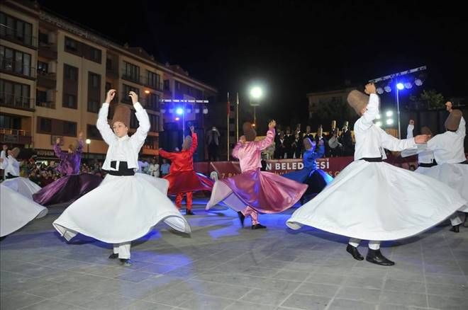 Çanlılar Semazen Gösterileriyle Mest Oldular