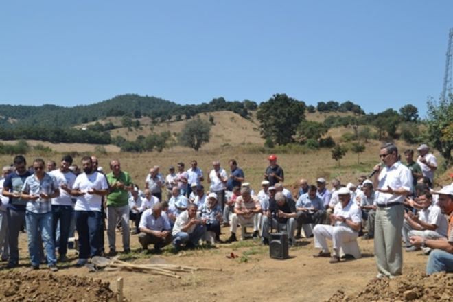 Rasime Akın ve Necmiye Dirlik Son Yolculuklarına Uğurlandı