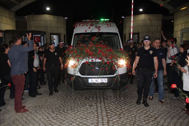 DR. İBRAHİM BODUR´UN NAAŞI ÇANAKKALE KALEBODUR SERAMİK FABRİKASINA GETİRİLDİ