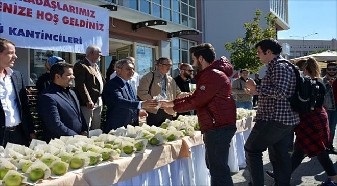 ÇOMÜ Kantinciler Derneği´nden 'Üniversitenize Hoşgeldiniz´ Etkinliği