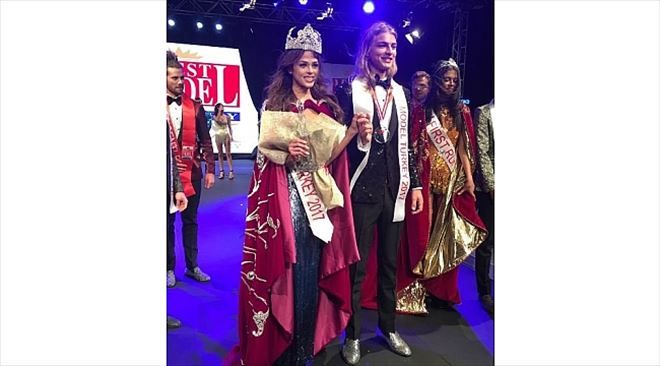 Best Model Of Turkey 2017 Birincisi Çanakkale´den Aslıhan Karalar(18) Oldu...