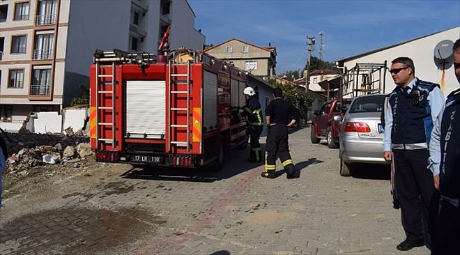 Bademlik Mahallesinde Korkutan Yangın