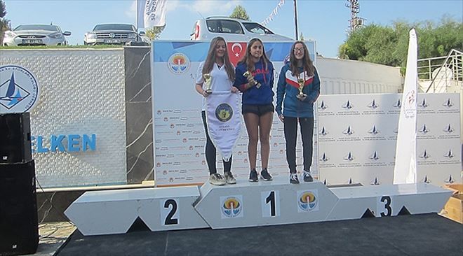 İÇDAŞ Spor Yüzücüleri Seyhan Barajı´ndan 5 Madalya Çıkardı
