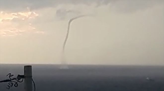 Ayvacık´ta dev hortum