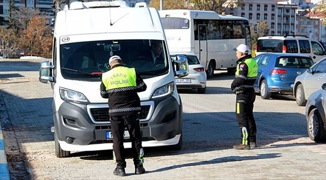 Biga Emniyet Müdürlüğünden,Okul Servislerine Sıkı Denetim...