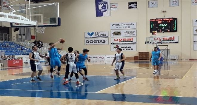 Umurbey Belediyespor´dan farklı galibiyet