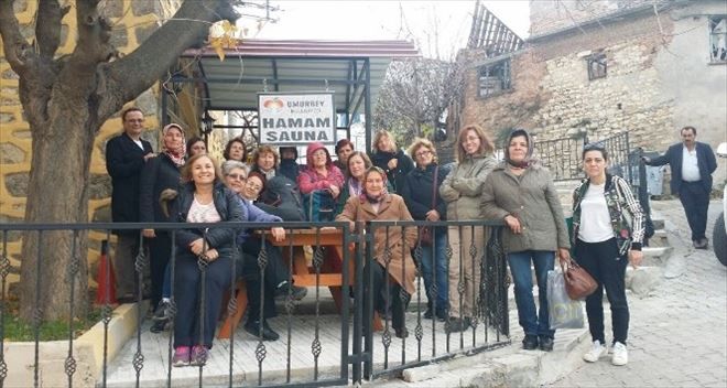 Çanakkaleli kadınlar Umurbey hamamına yoğun ilgi gösteriyor