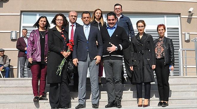 Yaşlıların Duasını Almak, Yaşlılara Hürmet, Yaşlıları Ziyaret Etmek Büyük Erdemdir