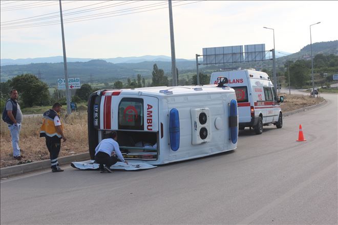 TEPEKÖY SIRTINDA AMBULANS KAZA YAPTI