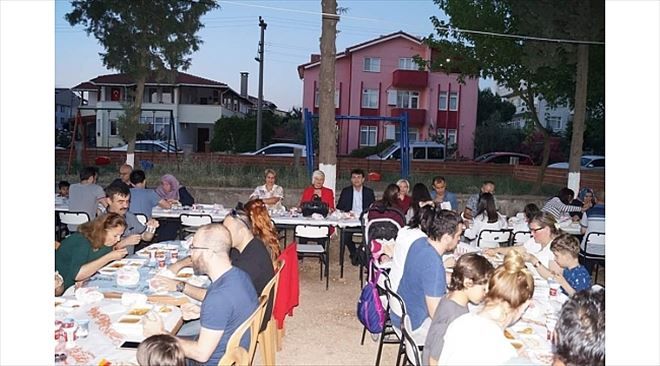 Biga Devlet Hastanesi Personeli İftar Yemeğinde Buluştu