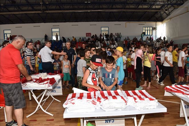 Çan Belediyesi 9. Yaz Spor Okulları, Yüzlerce Öğrenci İle Yaza Merhaba Dedi