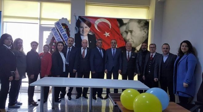 İYİ Parti İlçe Kongrelerini Gerçekleştirdi
