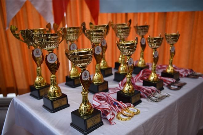 Çan Belediyesi 6. Satranç Turnuvalarında Ödüller Sahiplerini Buldu
