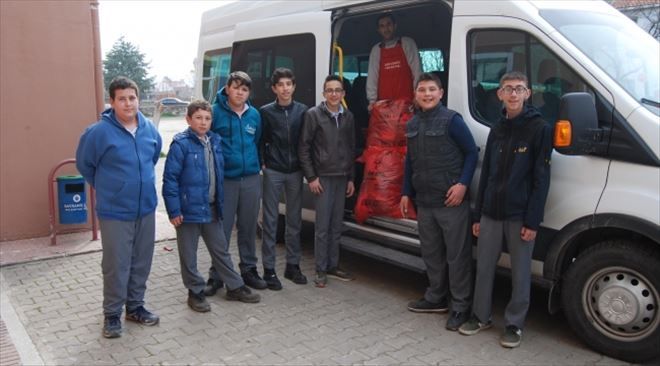 Bayramiç´te Öğrencilerden Anlamlı Hareket