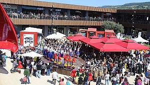 1.Uluslararası Troya Çocuk Halk Dansları 17 Burda Etkinliği