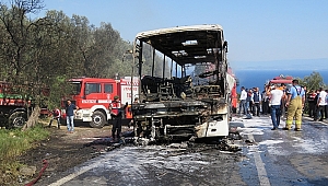 Anzakları Taşıyan Tur Otobüsü Yandı