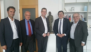 CHP'li Erkek Berlin Temaslarını Değerlendirdi