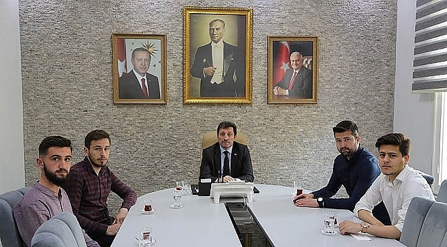 ÇOMÜ Öğrenci Konseyinden Vali Orhan Tavlı'ya Ziyaret