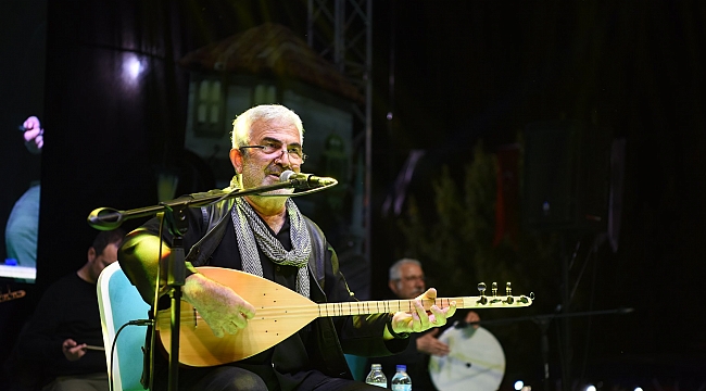 Çan Belediyesi 10.Ramazan Etkinliklerinde 19 Mayıs'a Özel Esat Kabaklı Konseri