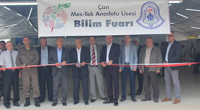 ÇAN MESLEKİ VE TEKNİK ANADOLU LİSESİ TÜBİTAK BİLİM FUARI AÇILDI