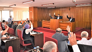 ESNAF İSTEDİ, BAŞKAN KUZU YAPTI!