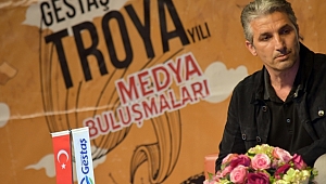 Gazeteci Şener, FETÖ'nün Medya İlişkilerini Anlattı