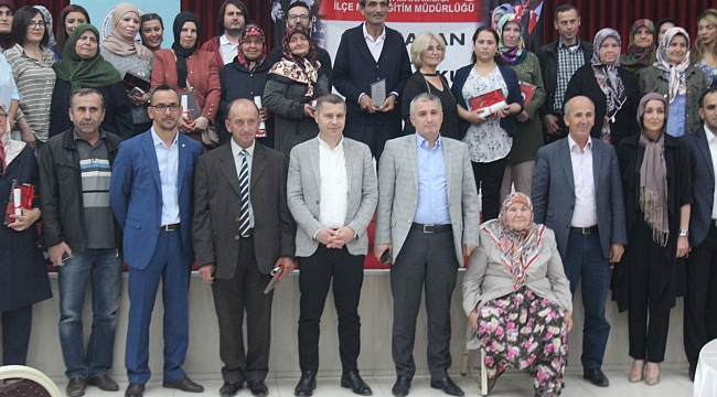 Çan'da "Okuryazarlık Seferberliği" Kursiyerleri Belgelerini Aldı