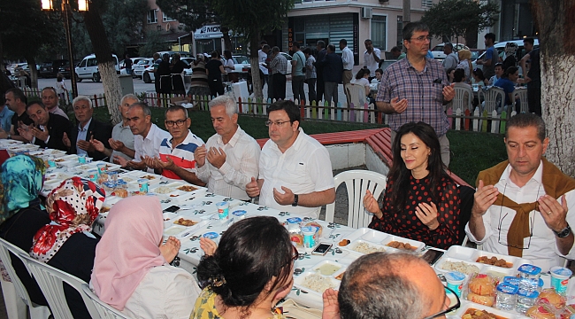 CHP Çan İlçe Örgütünden 2500 Kişilik İftar Yemeği