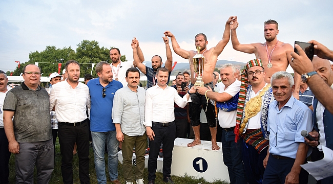 ATA SPORU YAĞLI GÜREŞ HEYECANI ÇAN'DA 7. KEZ YAŞANDI