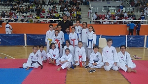 KARATE'DE ŞAMPİYON ÇAN