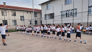 Anadolu Efes, Çanakkale ve Balıkesir'de 109 çocuğa basketbol eğitimi veriyor