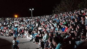 Bigalılar Açık Hava Sinemasını Sevdiler