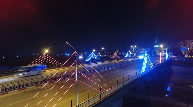 Çan Belediyesi Şehri Işıklandırmaya Devam Ediyor