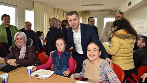 BAŞKAN KUZU, ENGELLİ ÖĞRENCİLER İLE BULUŞTU