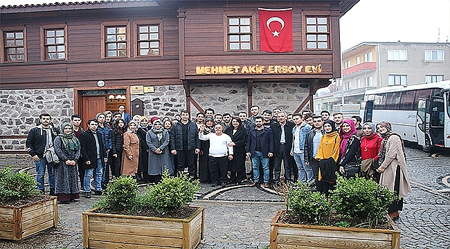 İskenderoğlu'ndan Anlamlı Mesaj