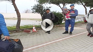 Fırtınaya Yakalanan Mültecileri Sahil Güvenlik Ekipleri Kurtardı