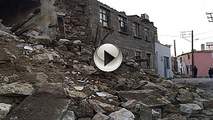 Ayvacık'taki Depremin Bilançosu Gün Ağarmasıyla Gözler Önüne Serildi