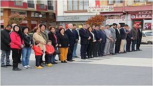 Çan CHP ve ADD'den 23 Nisan Çelenk Töreni Gerçekleştirildi