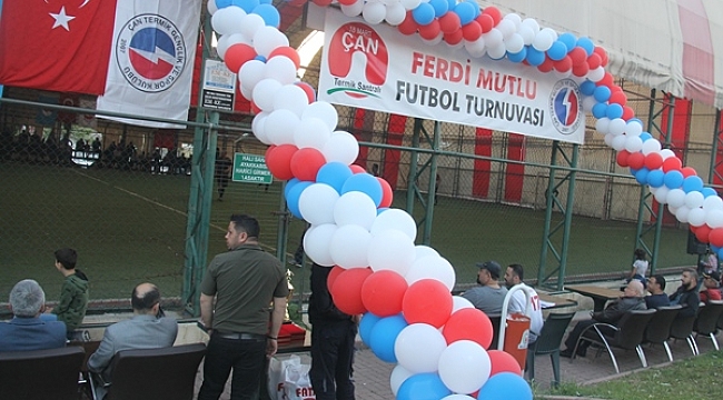 Ferdi Mutlu Futbol Turnuvasında Kupa Forever Team Takımının Oldu