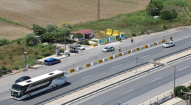 Helikopterle Trafik Denetimleri Sürüyor