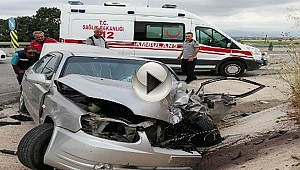 Traktörle Otomobil Çarpıştı, 2 Kişi Yaralandı!