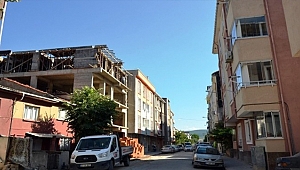 İnşaattan Düşen İşçi Ağır Yaralandı