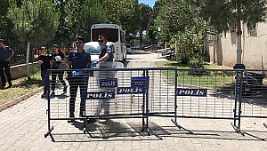 Zanlılar Ezine Adliyesinde