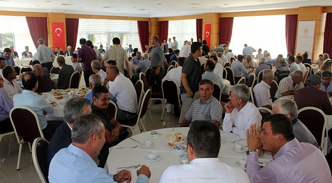 AK Parti Grup Başkanvekili Bülent Turan, Çan'da Muhtarlarla Kahvaltıda Buluştu