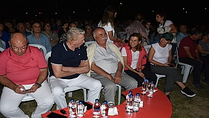 UĞUR DÜNDAR'A SEVGİ SELİ