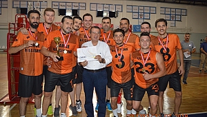 Voleybol'un Şampiyonu Arge Bilgisayar Oldu