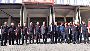 Başkan Bülent Öz İtfaiye Personeliyle Kahvaltıda Bir Araya Geldi