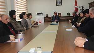 ÇAN KAYMAKAMLIĞI TÜM OKULLARA SPOR MALZEMESİ DAĞITTI