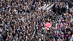 TÜRKİYE, ŞEHİTLERİNİ SON YOLCULUĞUNA UĞURLUYOR!